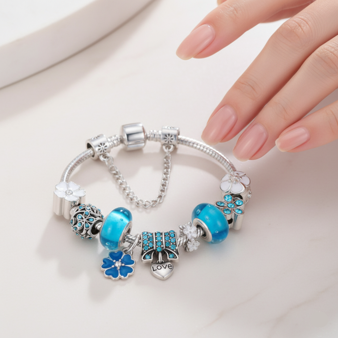 Oakberry London | Elegant Floral Charm Bracelet - Perfect Gift for Her