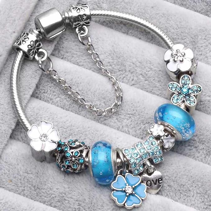 Oakberry London | Elegant Floral Charm Bracelet - Perfect Gift for Her