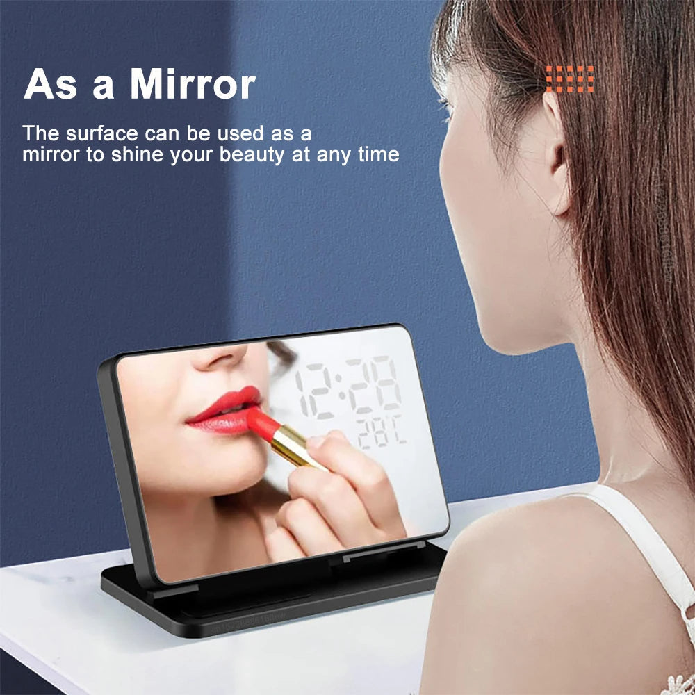 Charly| 3-in-1 Wireless Charging Station with Alarm Clock – Fast Charger for iPhone, Apple Watch & AirPods